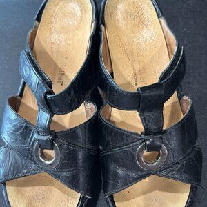 Used Joseph Seibel Black Sandals Size 37